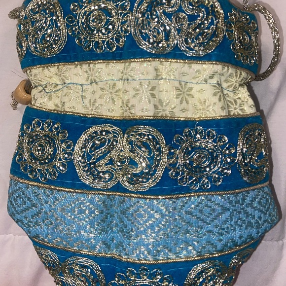 Small purse - Picture 1 of 3